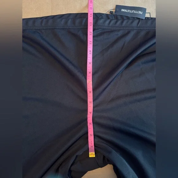 Pretty Little Thing: Plus Black Flare Leg High Waisted Trouser - Picture 12 of 14